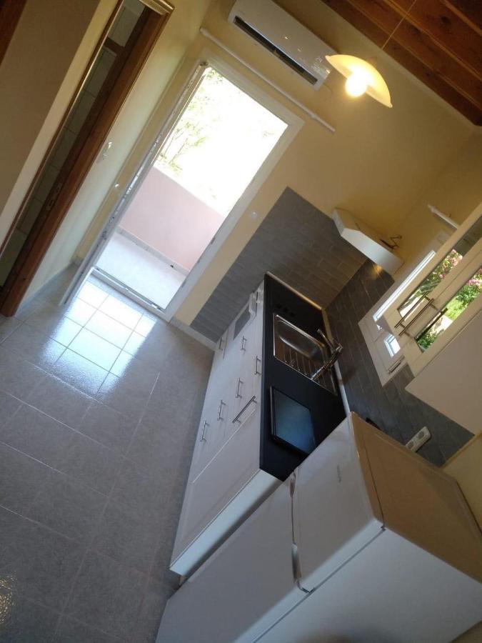 Botzoris Apartments Sidárion Esterno foto