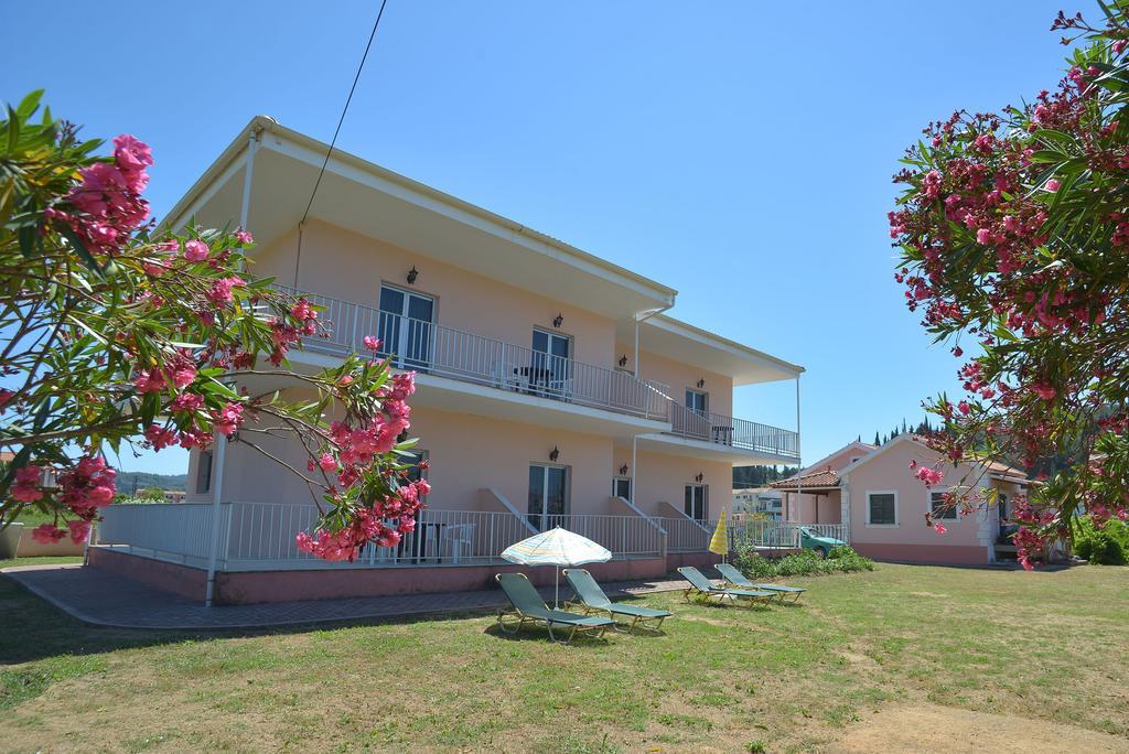 Botzoris Apartments Sidárion Esterno foto